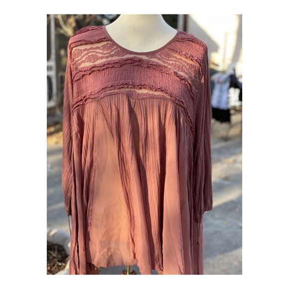 Free People Jojo Mixed Media Long Sleeve Lace Trim Top Size S NWT Dusty Rose - Picture 3 of 9